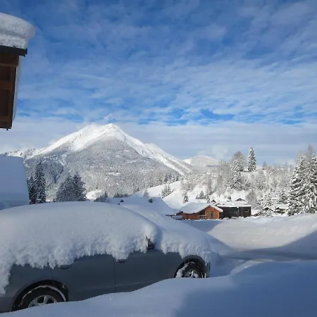 公寓 Almglueck 埃尔瓦尔德